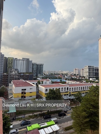 Blk 231 Hougang Street 21 (Hougang), HDB 5 Rooms #549868211